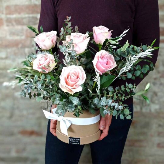 Caixa de roses de color rosa - Imatge 3